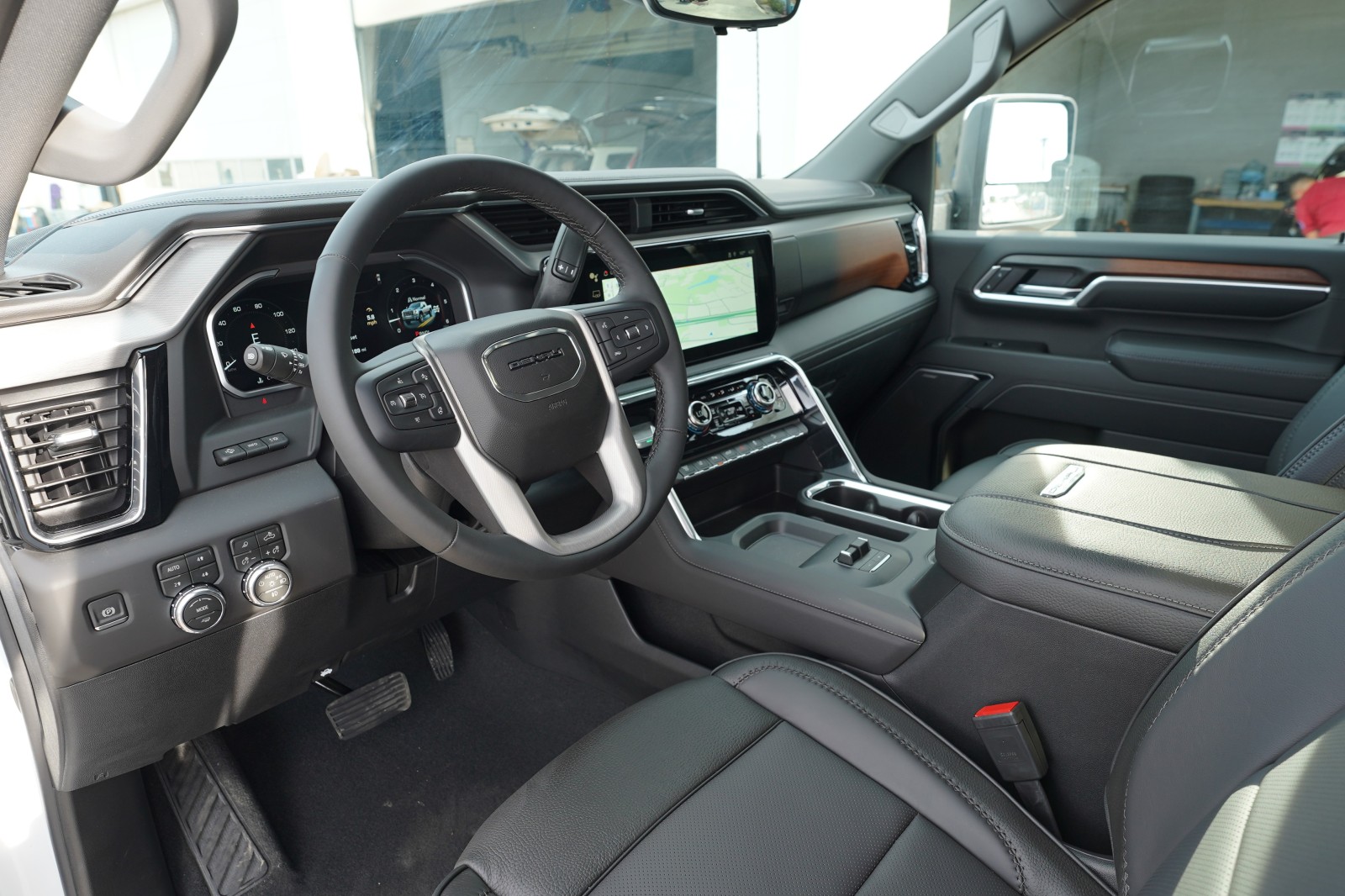 2026 GMC Sierra 2500HD Denali - Photo 17