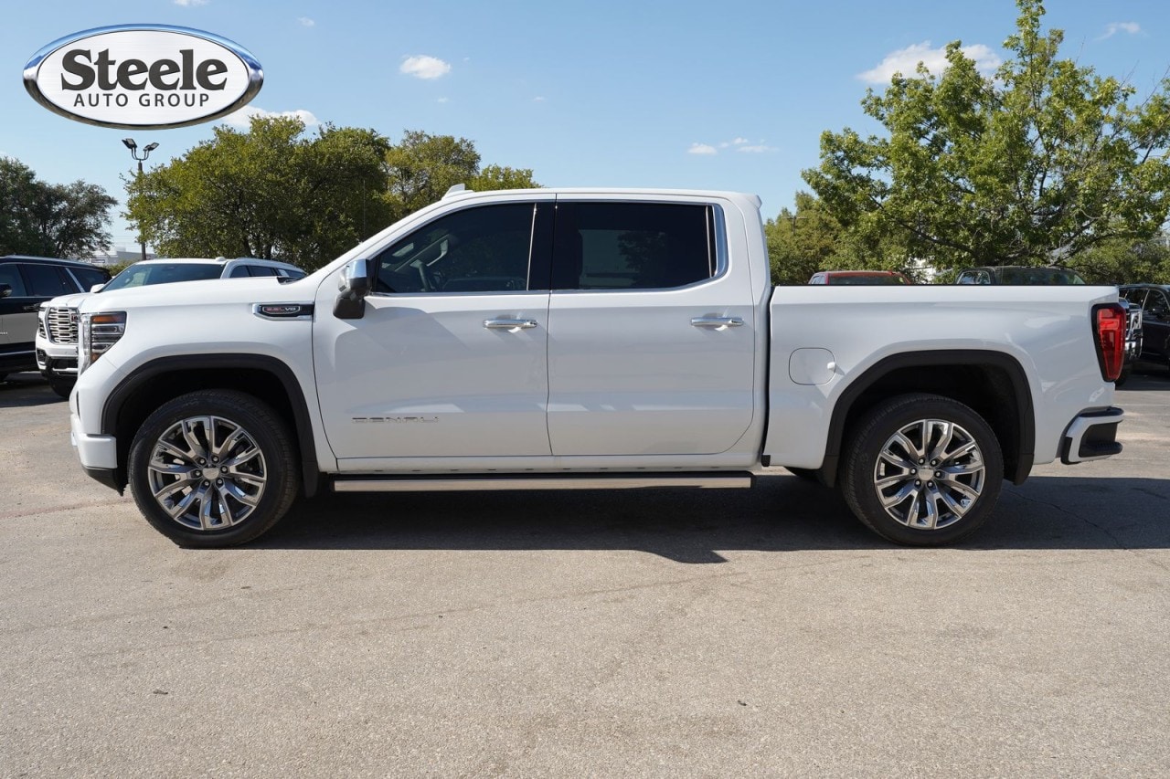 2026 GMC Sierra 1500 Denali - Photo 4