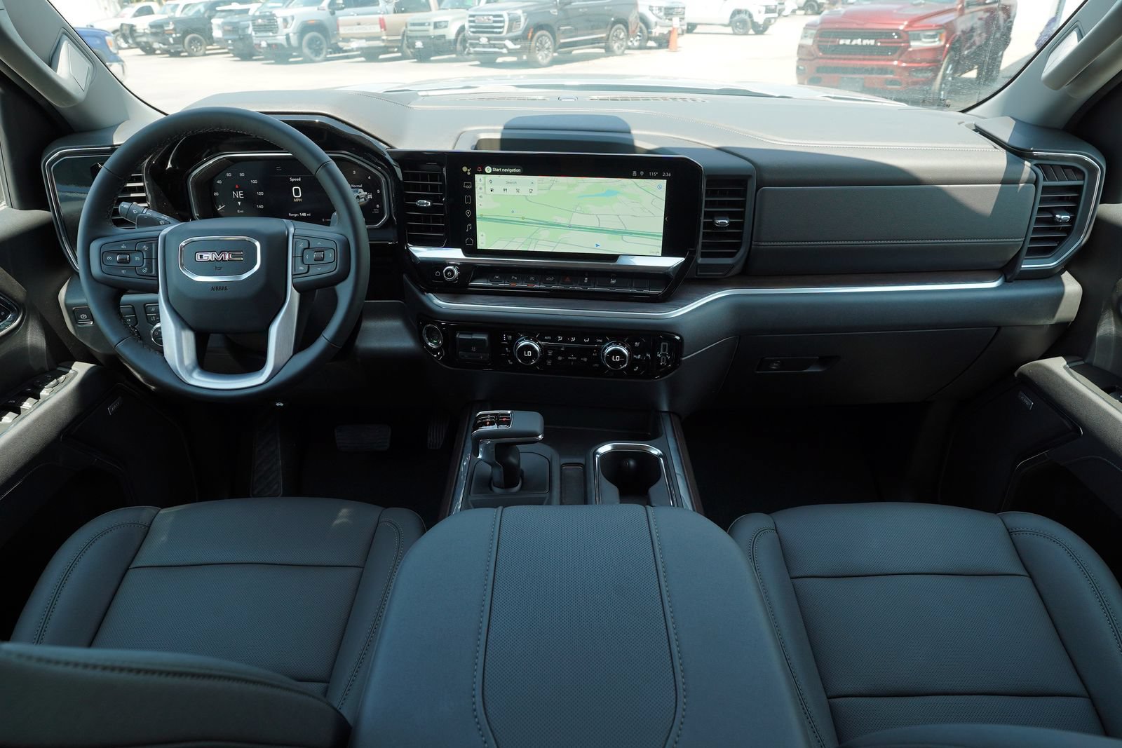 2026 GMC Sierra 1500 SLT - Photo 7