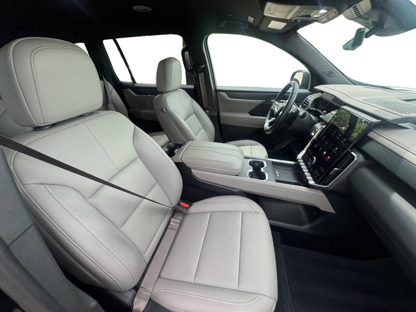 2026 GMC Acadia Elevation - Photo 15