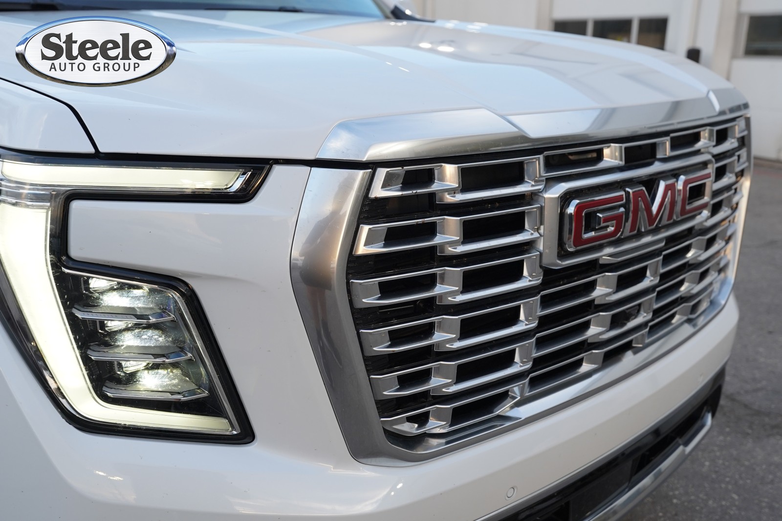 2026 GMC Yukon XL Denali - Photo 27
