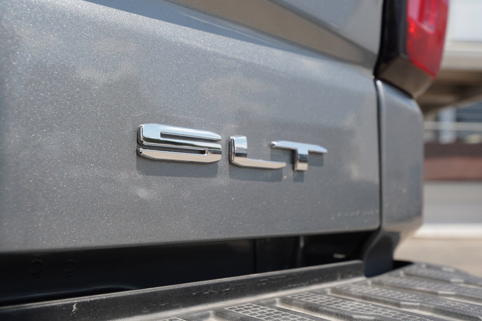 2026 GMC Sierra 1500 SLT - Photo 22