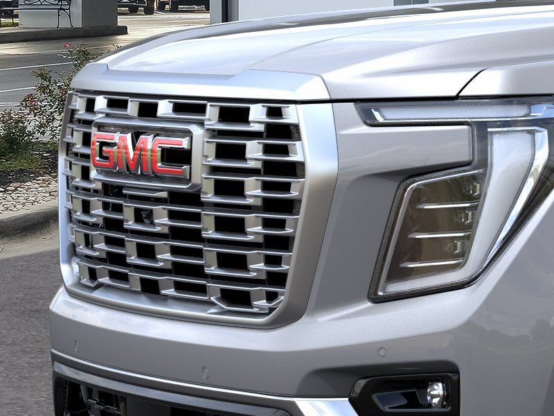 2026 GMC Yukon XL Denali - Photo 13