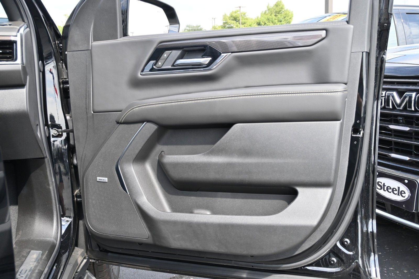 2026 GMC Yukon XL Elevation - Photo 28