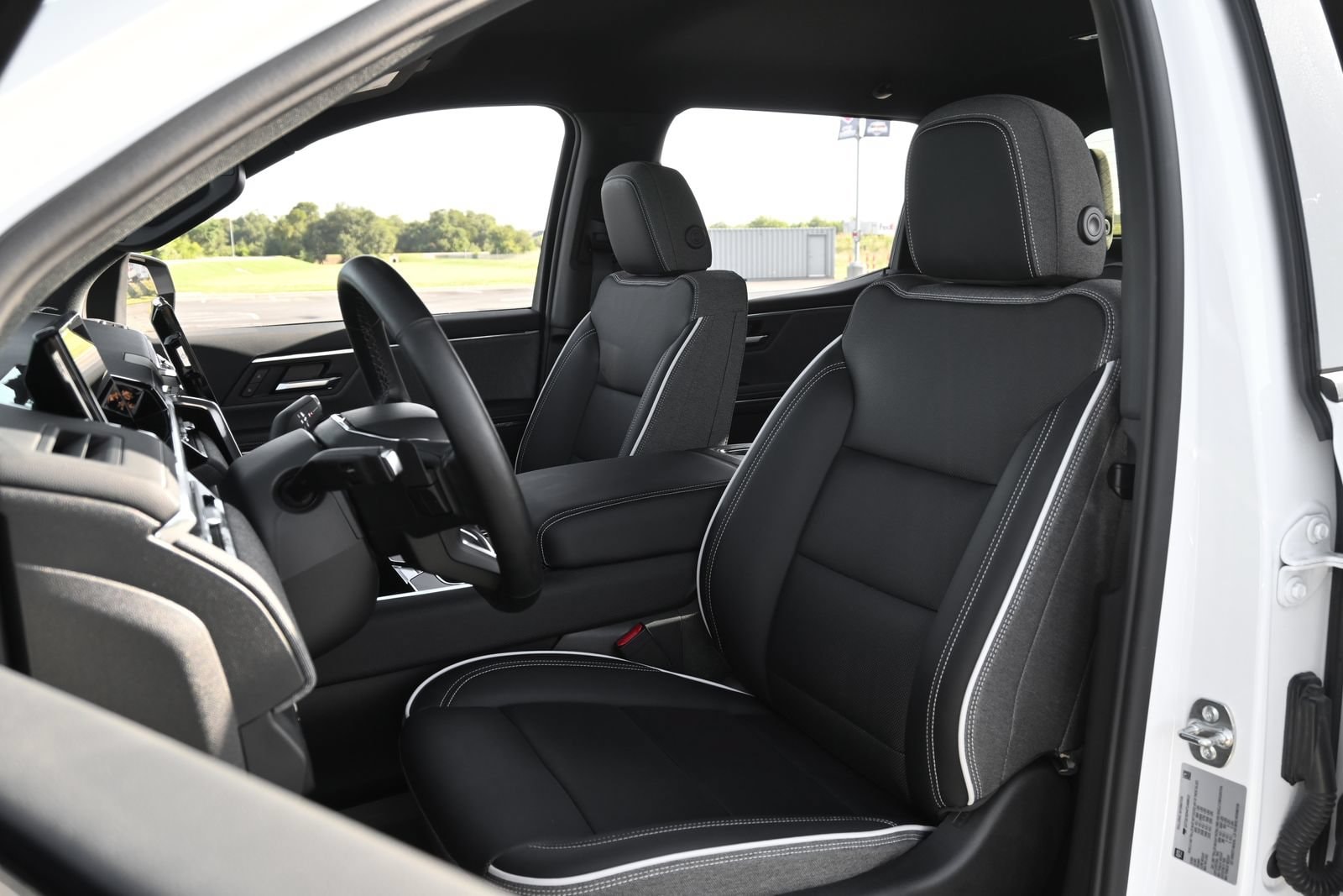 2026 GMC Sierra EV Elevation - Photo 18