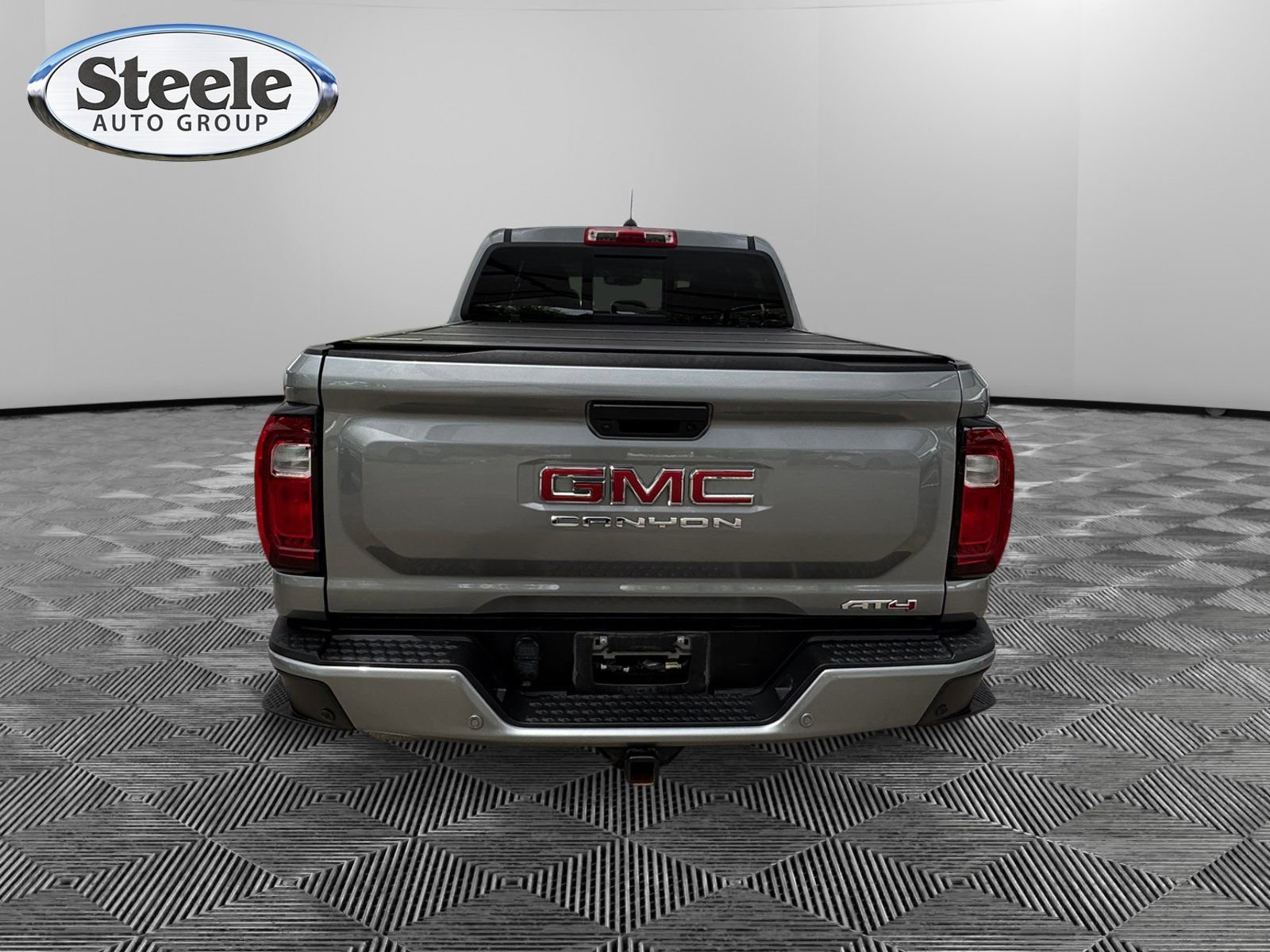 2025 GMC Canyon AT4 - Photo 4