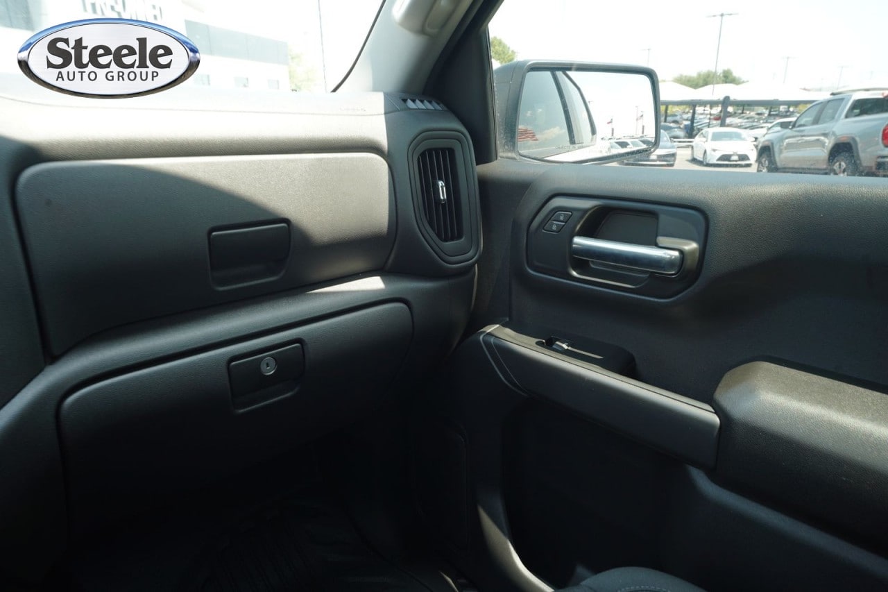 2026 GMC Sierra 1500 Pro - Photo 8