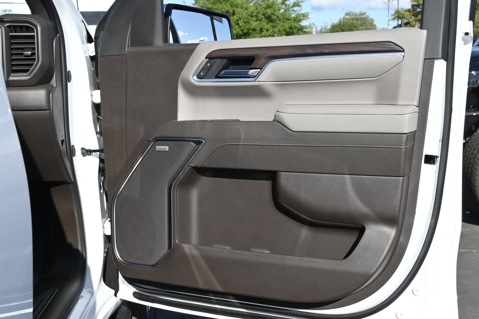 2026 GMC Sierra 1500 SLT - Photo 25