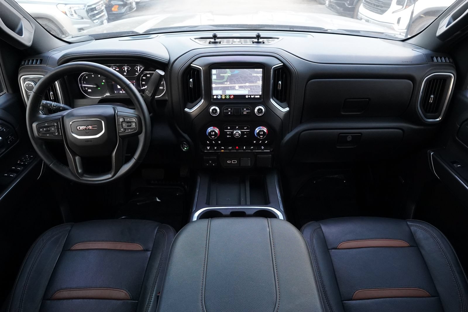 2023 GMC Sierra 3500HD AT4 - Photo 7