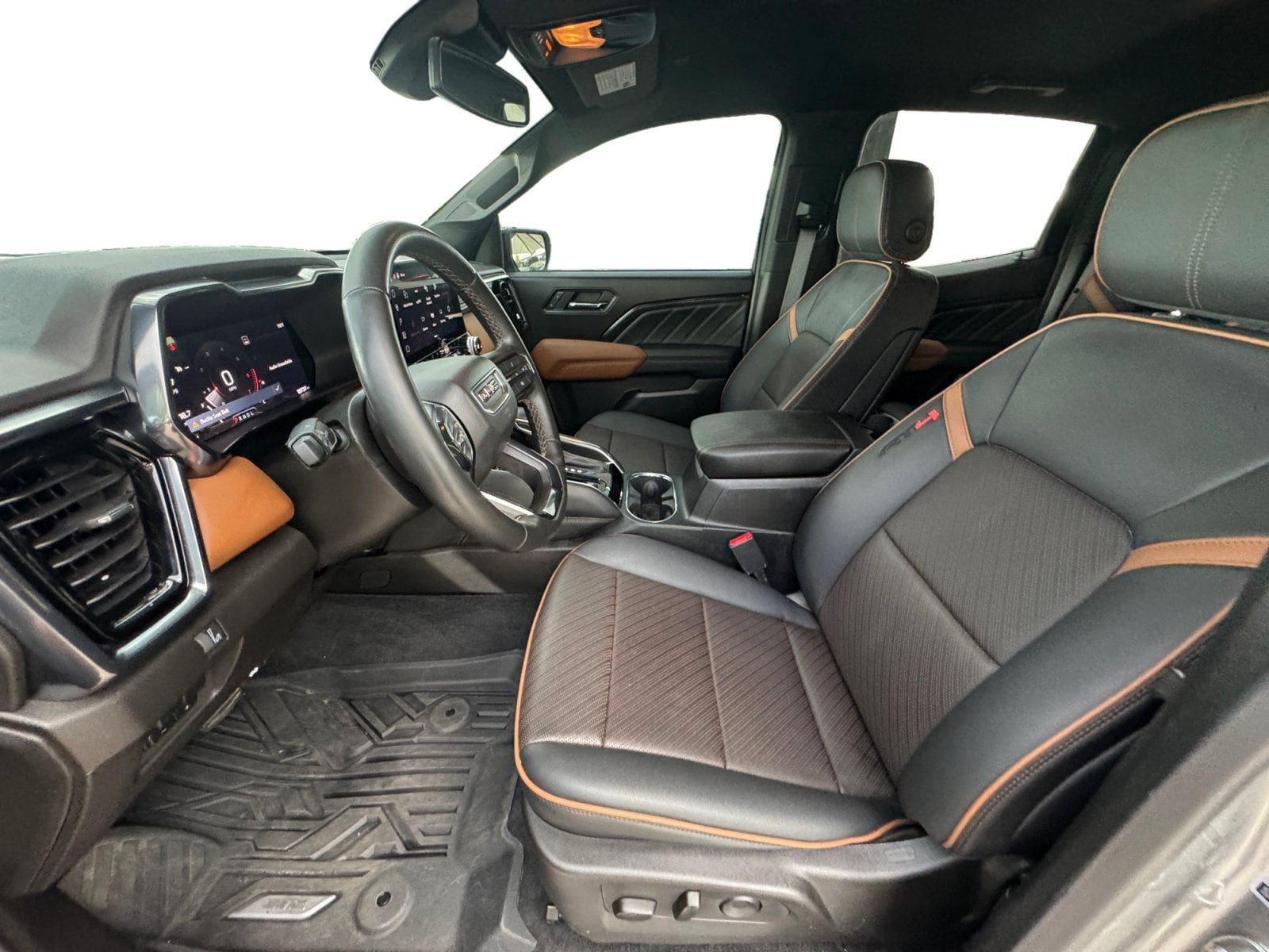 2025 GMC Canyon AT4 - Photo 10