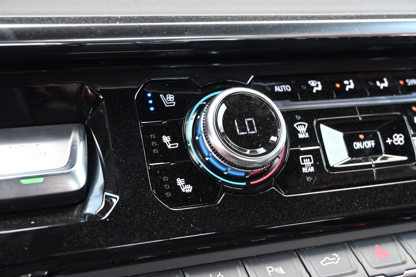 2026 GMC Sierra 3500HD Denali Ultimate - Photo 15