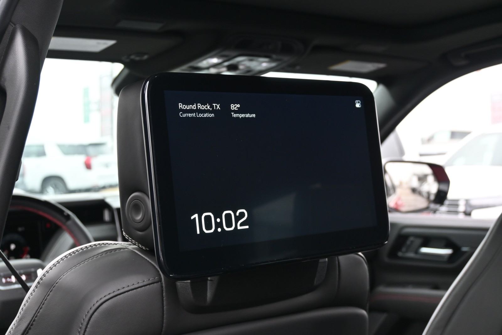 2027 GMC Yukon AT4 Ultimate - Photo 16