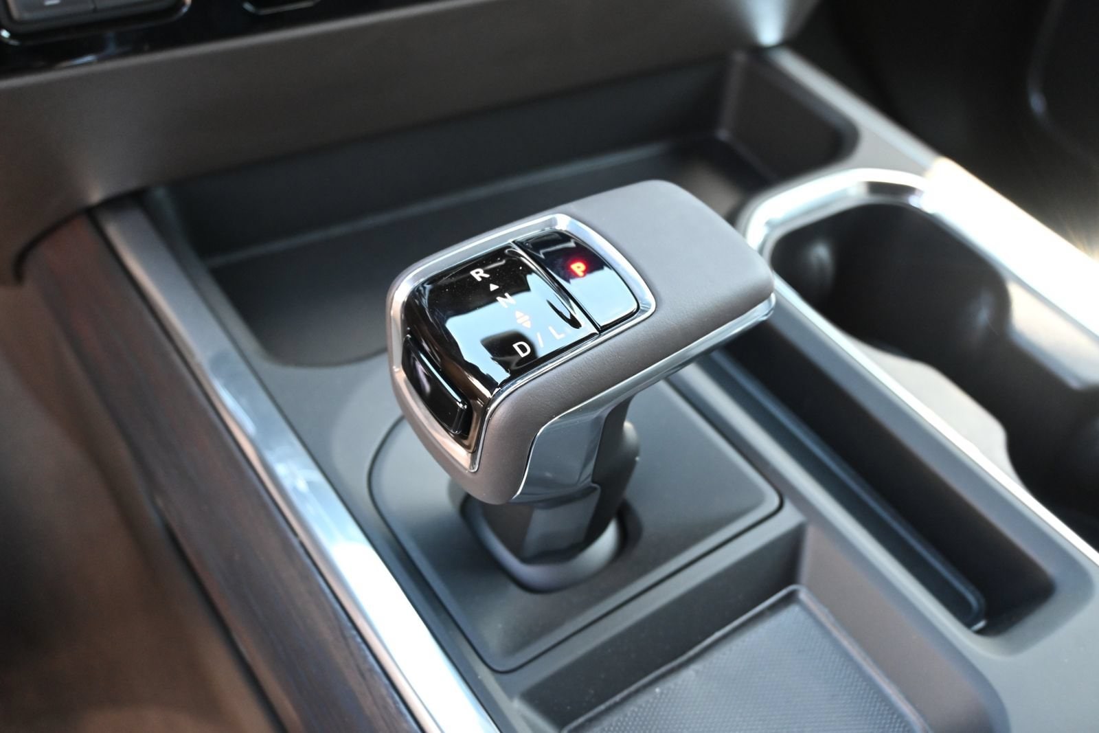 2026 GMC Sierra 1500 SLT - Photo 13