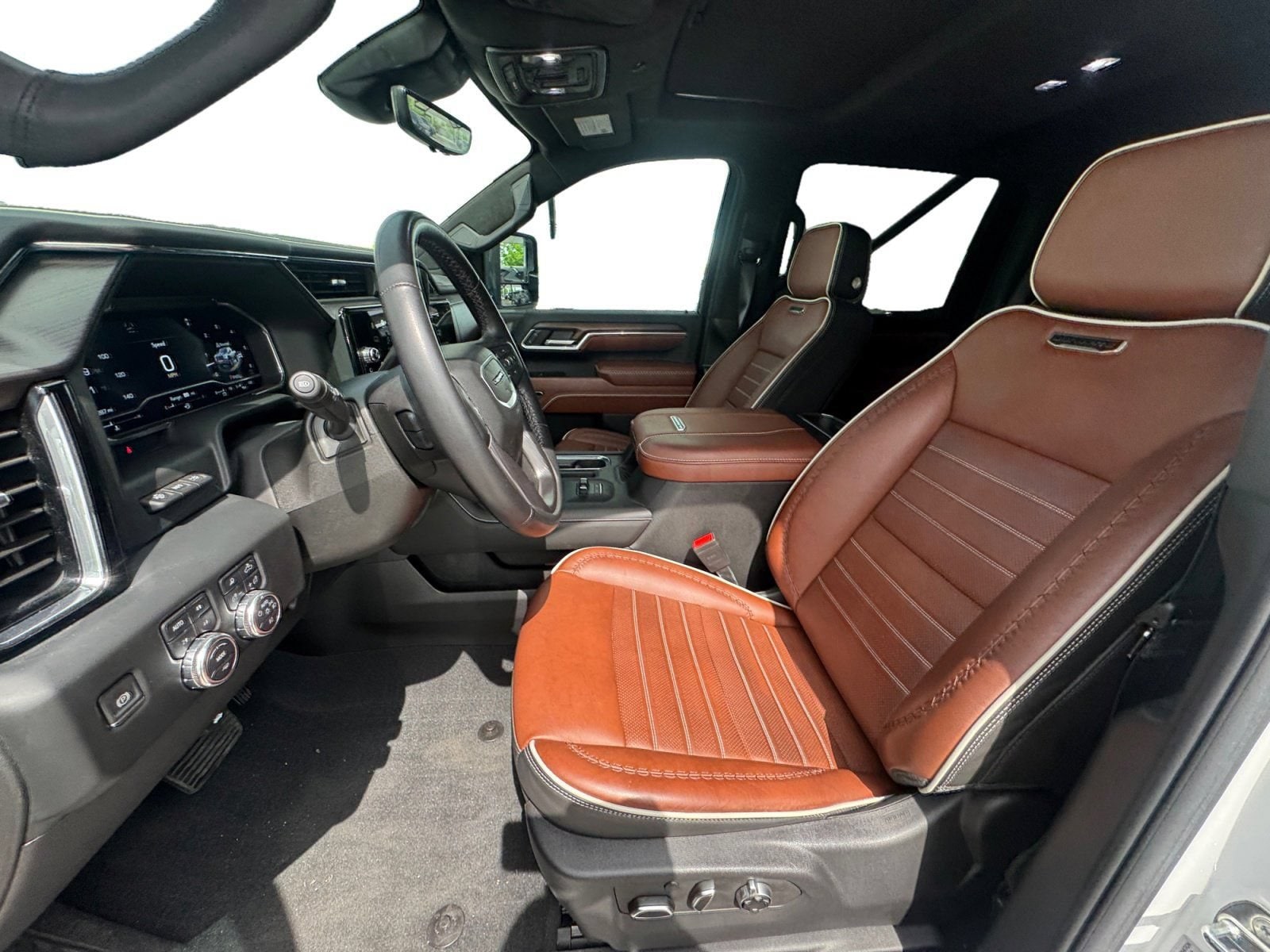 2024 GMC Sierra 2500HD Denali Ultimate - Photo 10