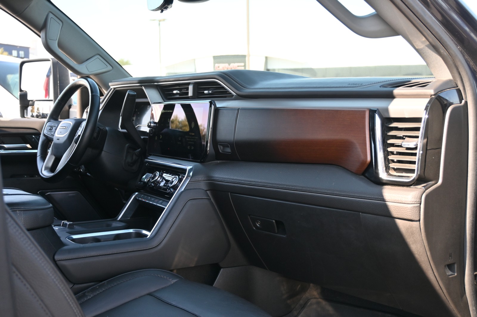 2024 GMC Sierra 3500HD Denali - Photo 23