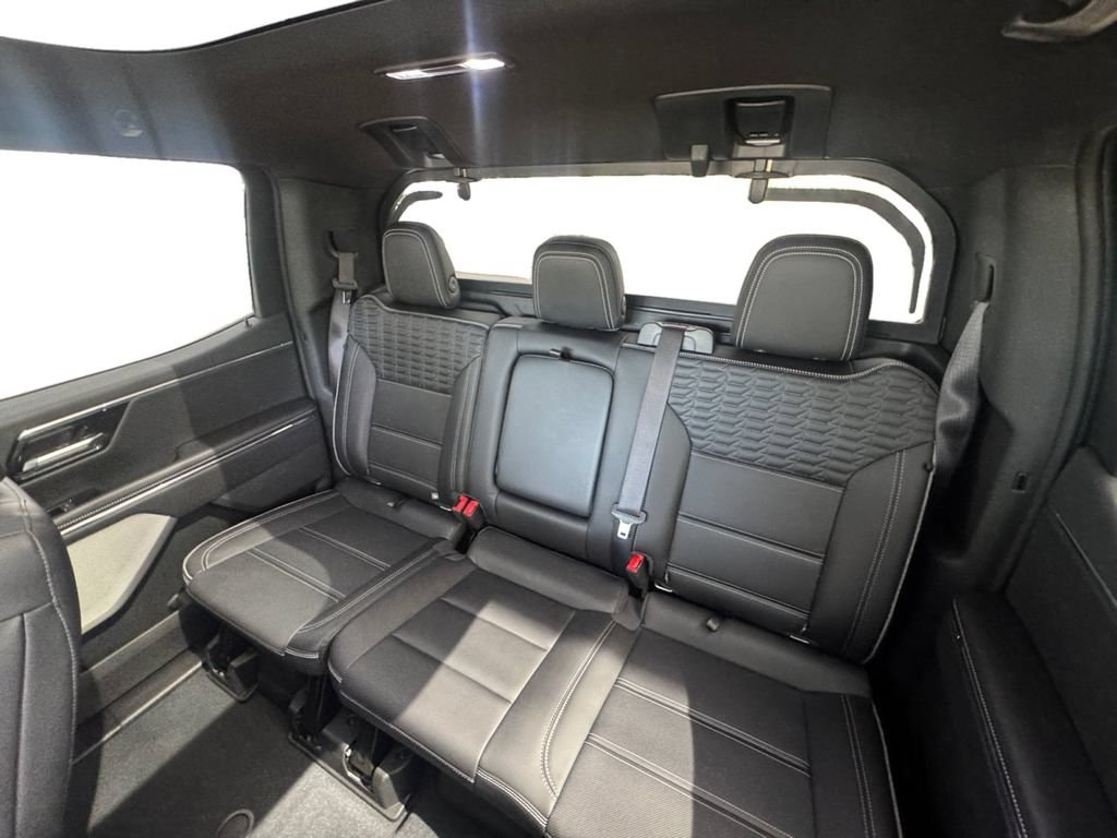 2025 GMC Sierra EV Denali - Photo 15