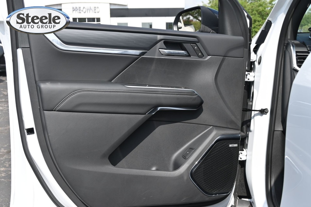 2026 GMC Acadia Elevation - Photo 19