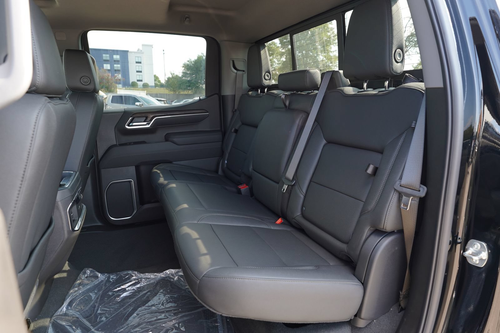 2026 GMC Sierra 1500 SLT - Photo 20