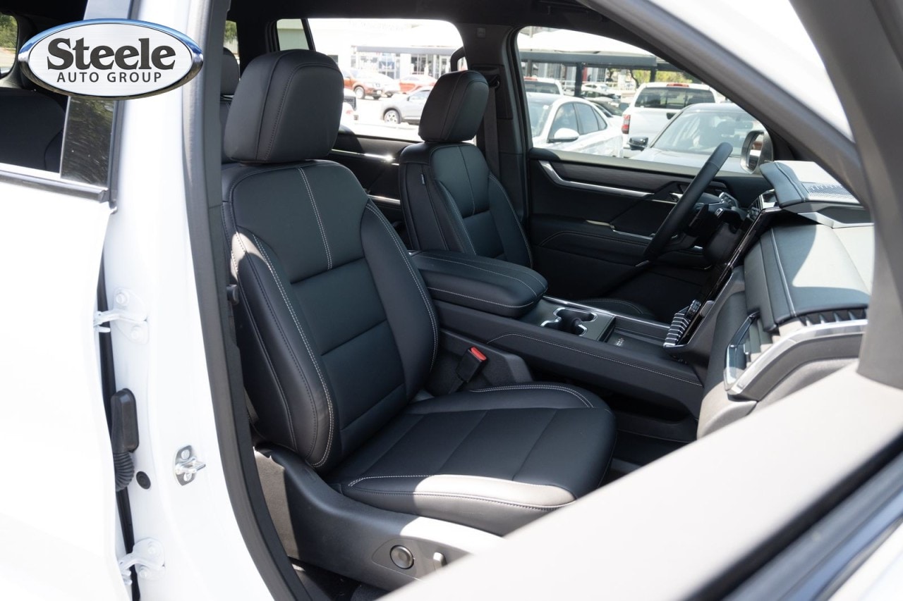 2026 GMC Acadia Elevation - Photo 27