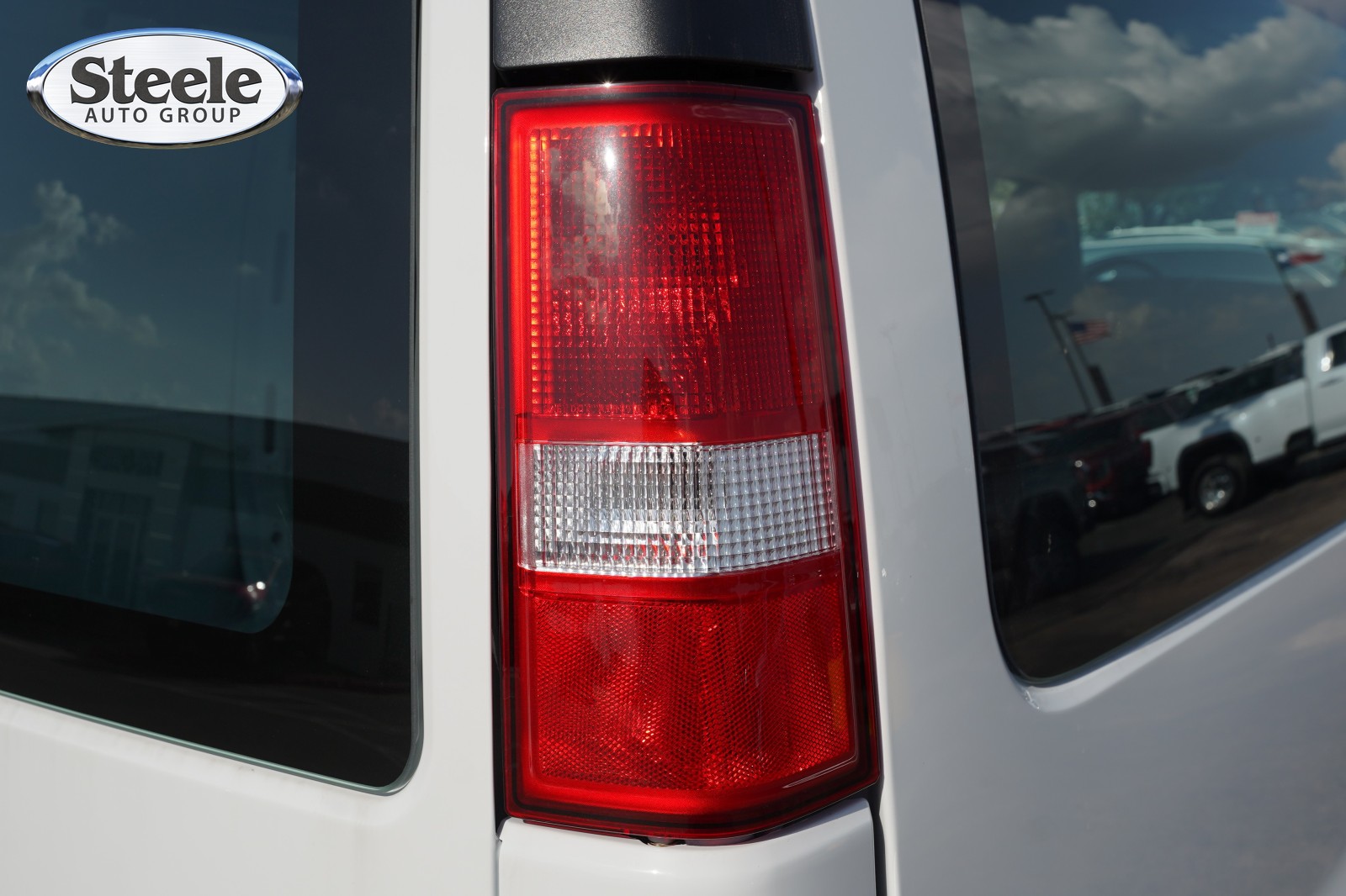 2026 GMC Savana Cargo Work Van - Photo 19