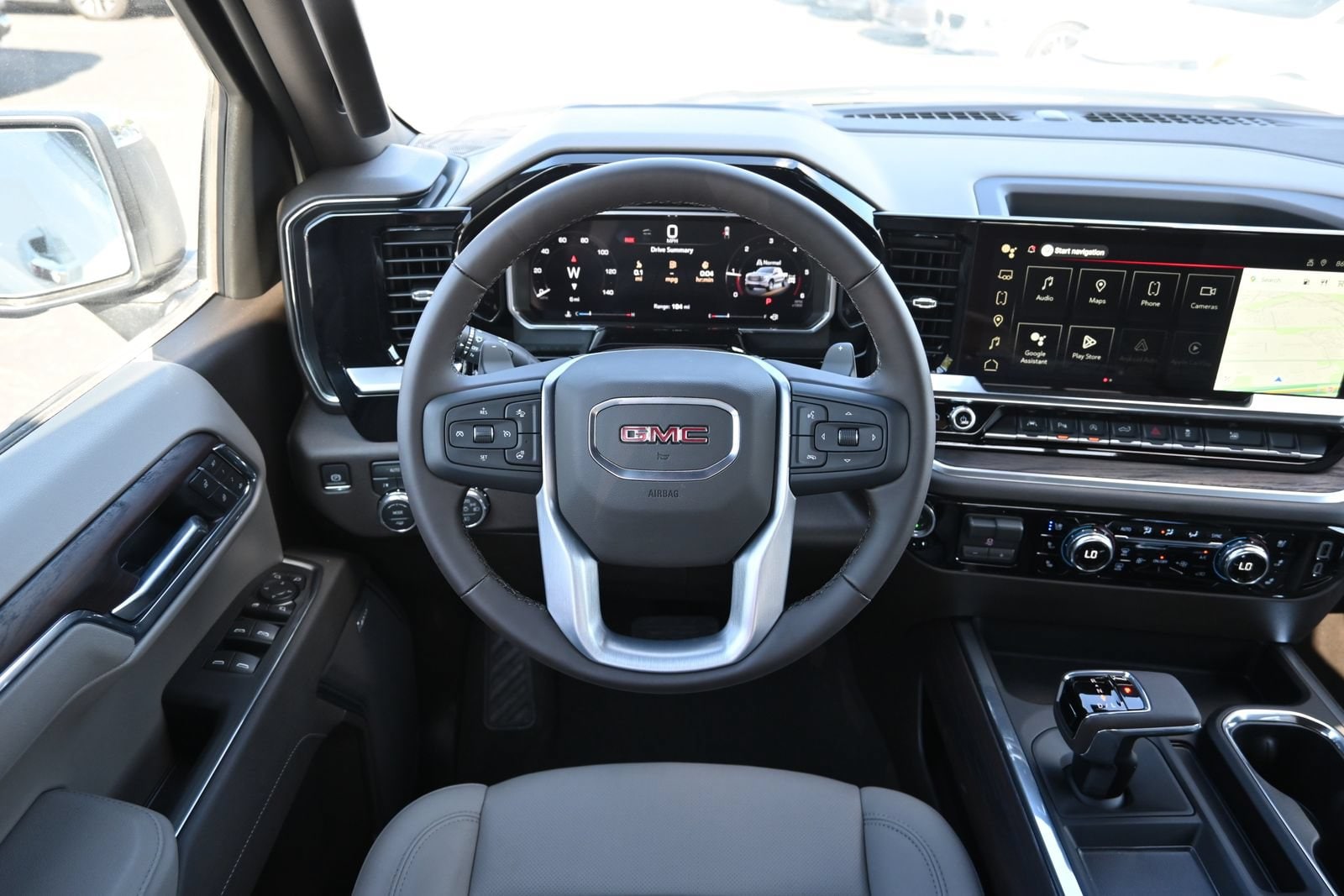 2026 GMC Sierra 1500 SLT - Photo 9