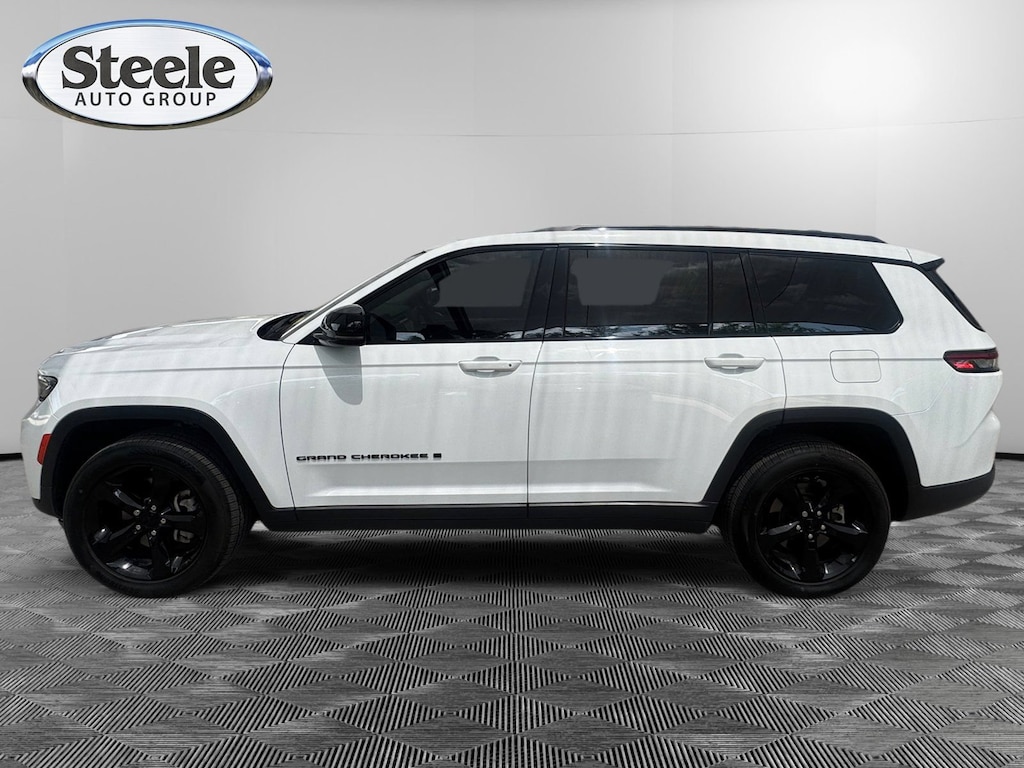 Used 2023 Jeep Grand Cherokee L Limited 4x4 SUV