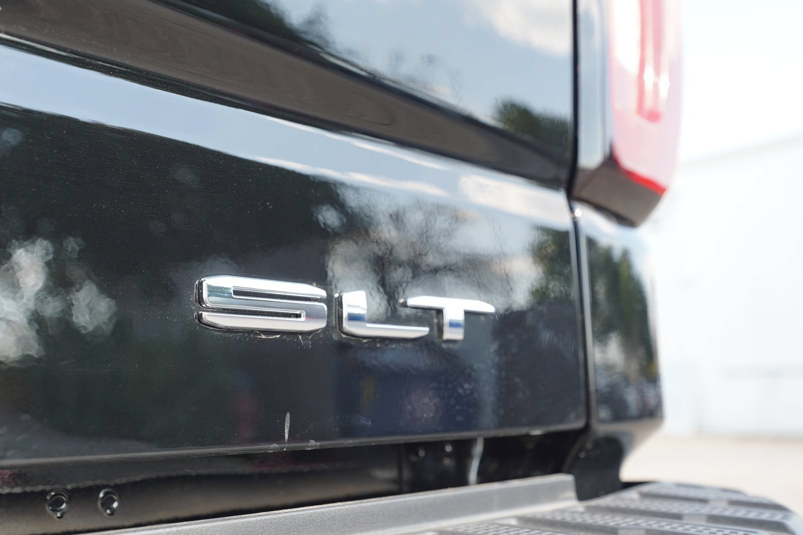 2026 GMC Sierra 1500 SLT - Photo 22
