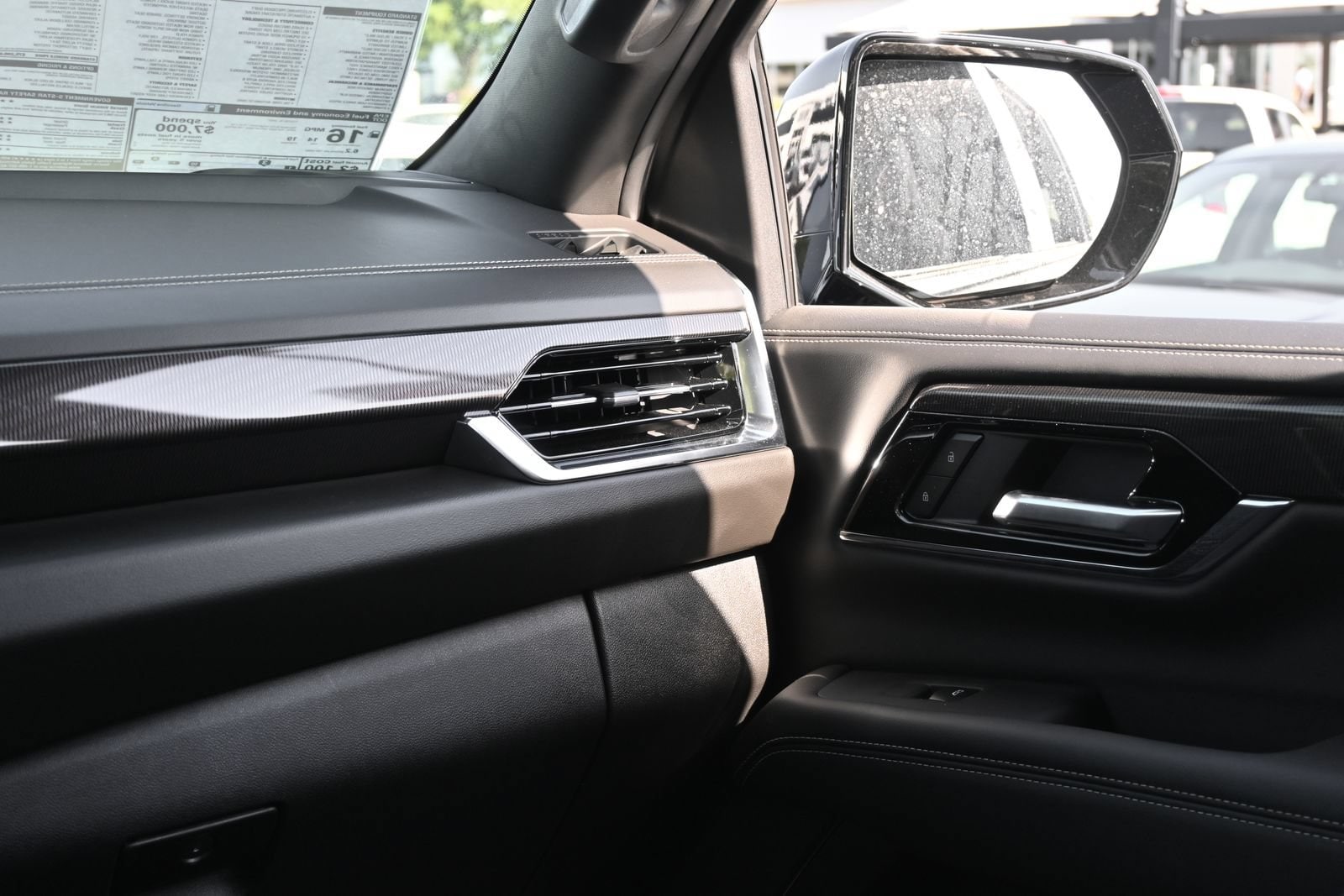 2026 GMC Yukon XL Elevation - Photo 8