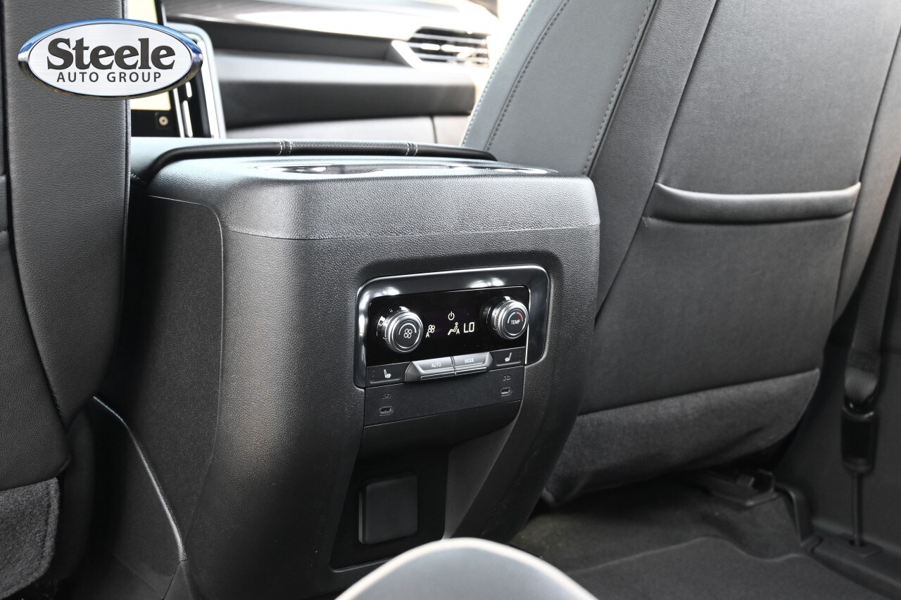2026 GMC Yukon XL Elevation - Photo 16