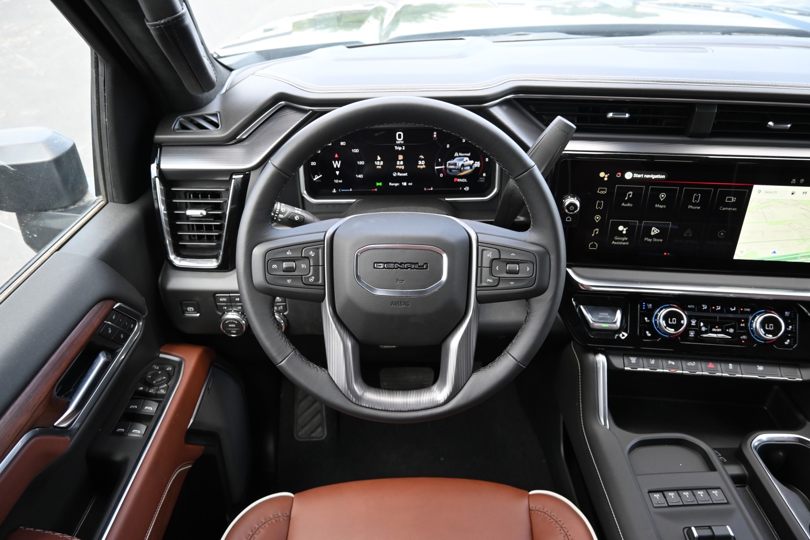 2026 GMC Sierra 3500HD Denali Ultimate - Photo 9
