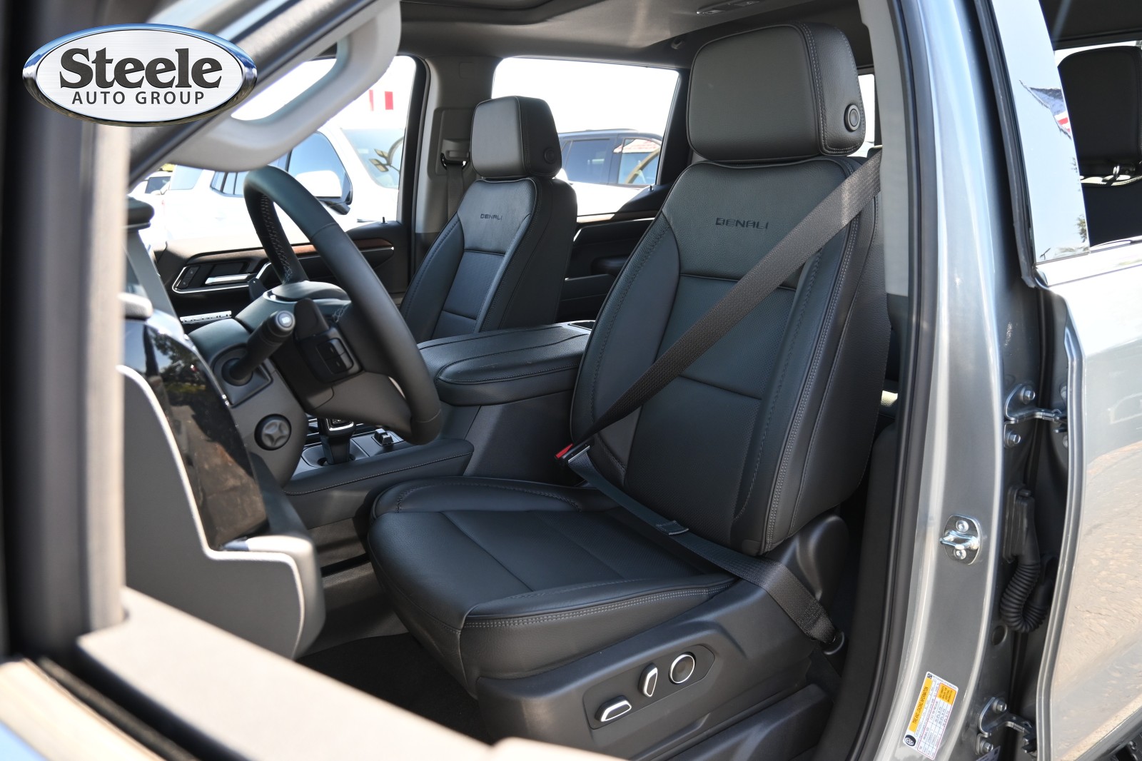 2026 GMC Sierra 1500 Denali - Photo 18