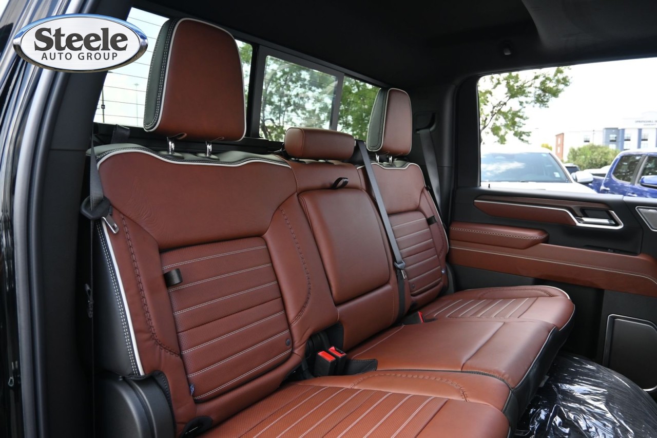 2026 GMC Sierra 3500HD Denali Ultimate - Photo 23