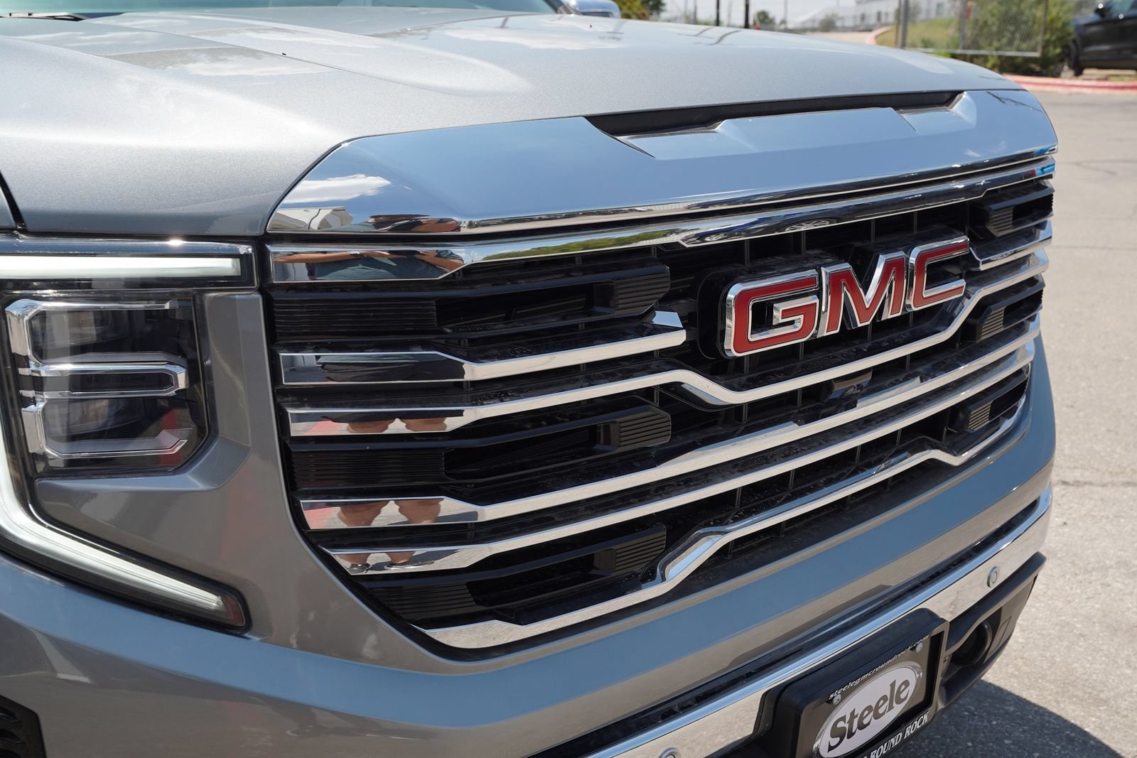 2026 GMC Sierra 1500 SLT - Photo 27
