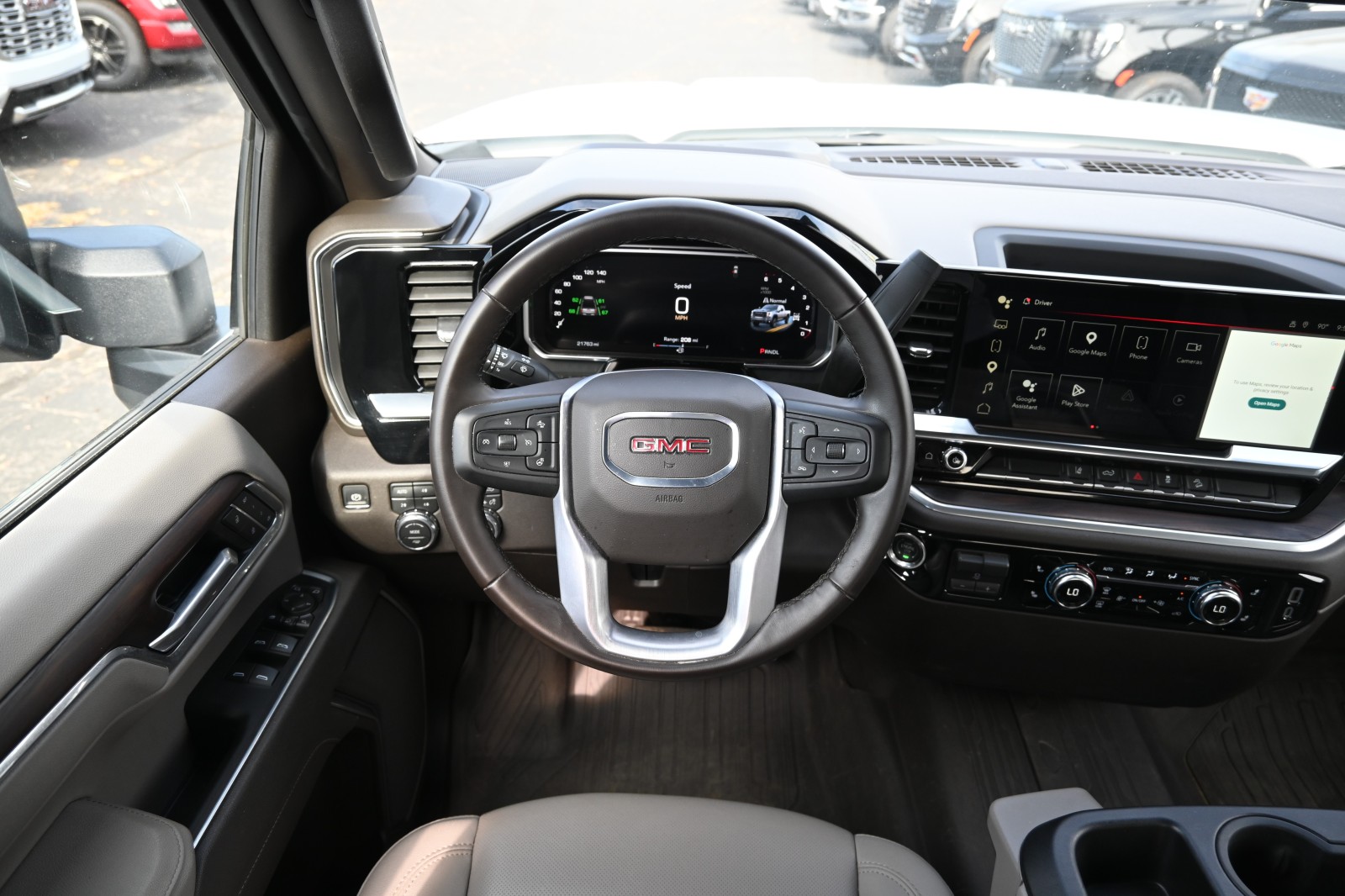2026 GMC Sierra 2500HD SLT - Photo 9