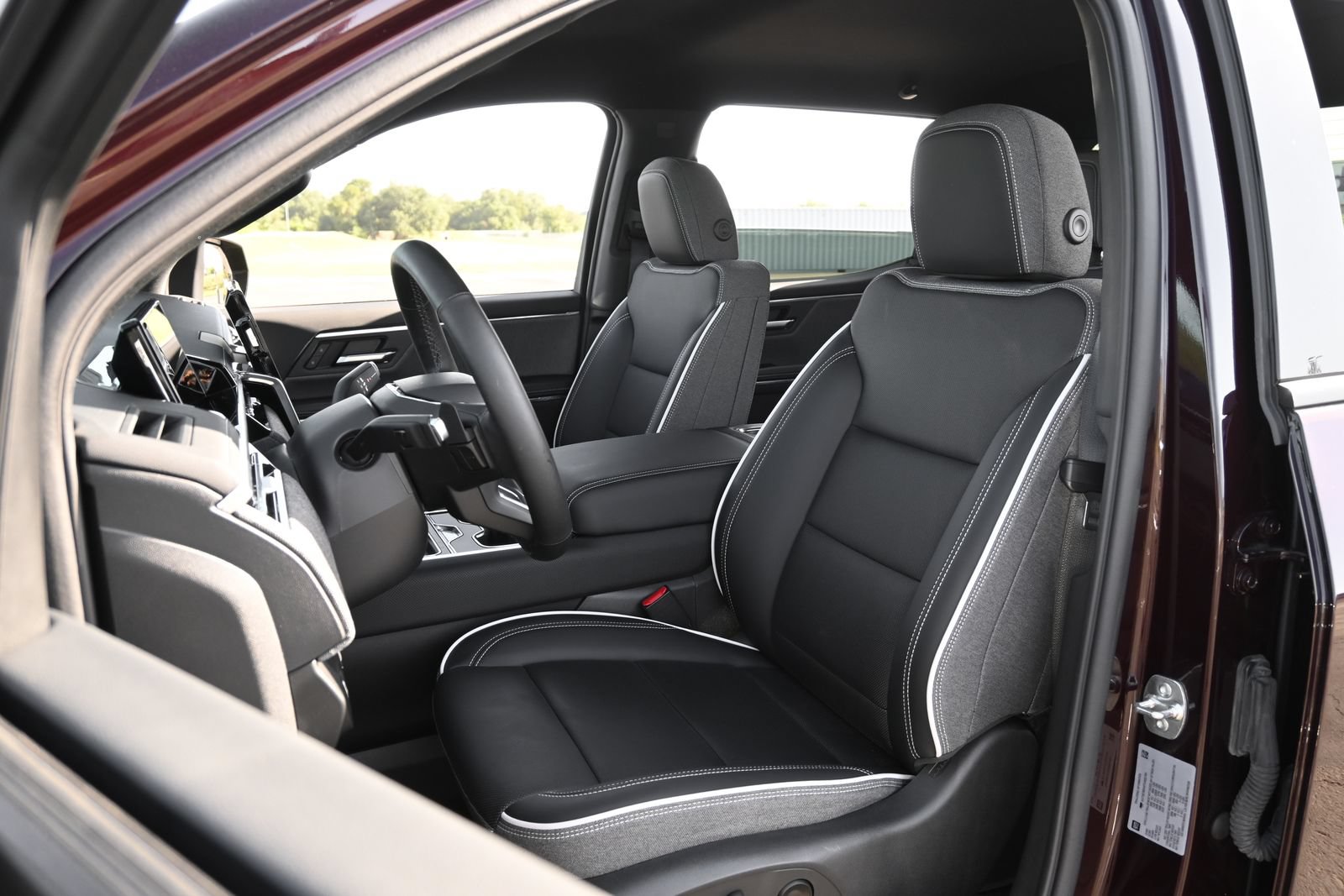 2026 GMC Sierra EV Elevation - Photo 18