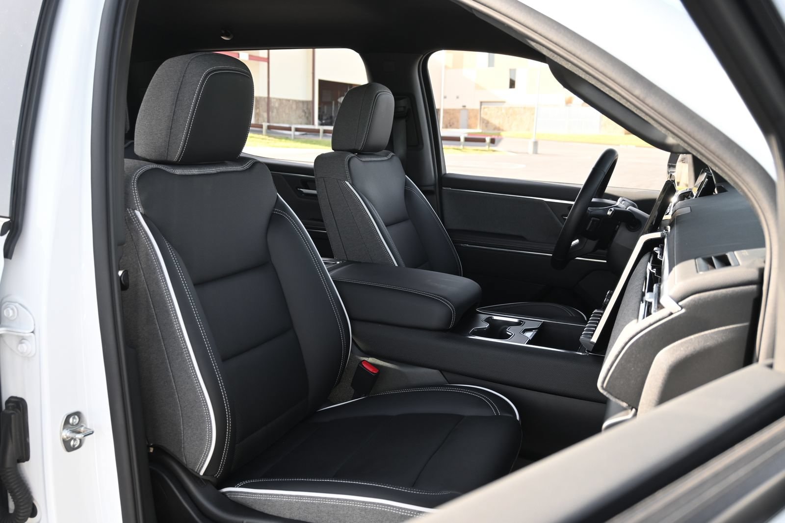 2026 GMC Sierra EV Elevation - Photo 25
