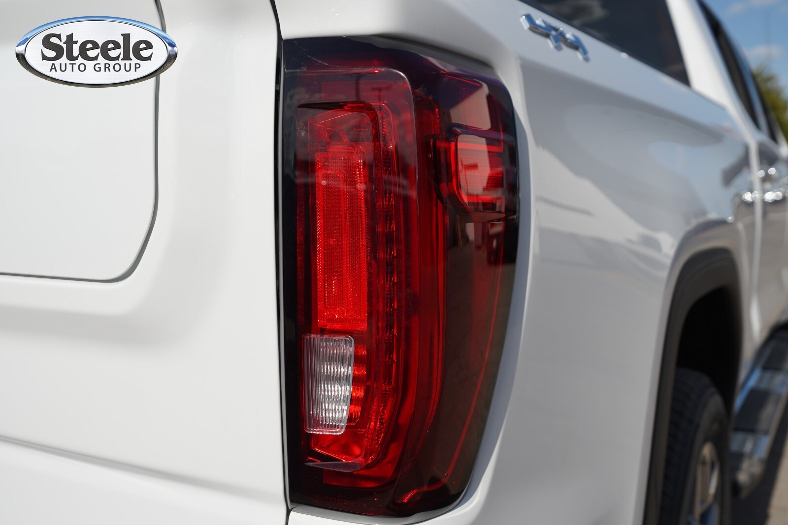 2026 GMC Sierra 1500 SLT - Photo 21