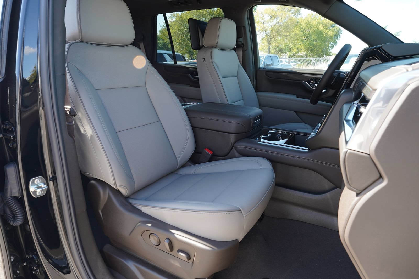 2026 GMC Yukon Elevation - Photo 25
