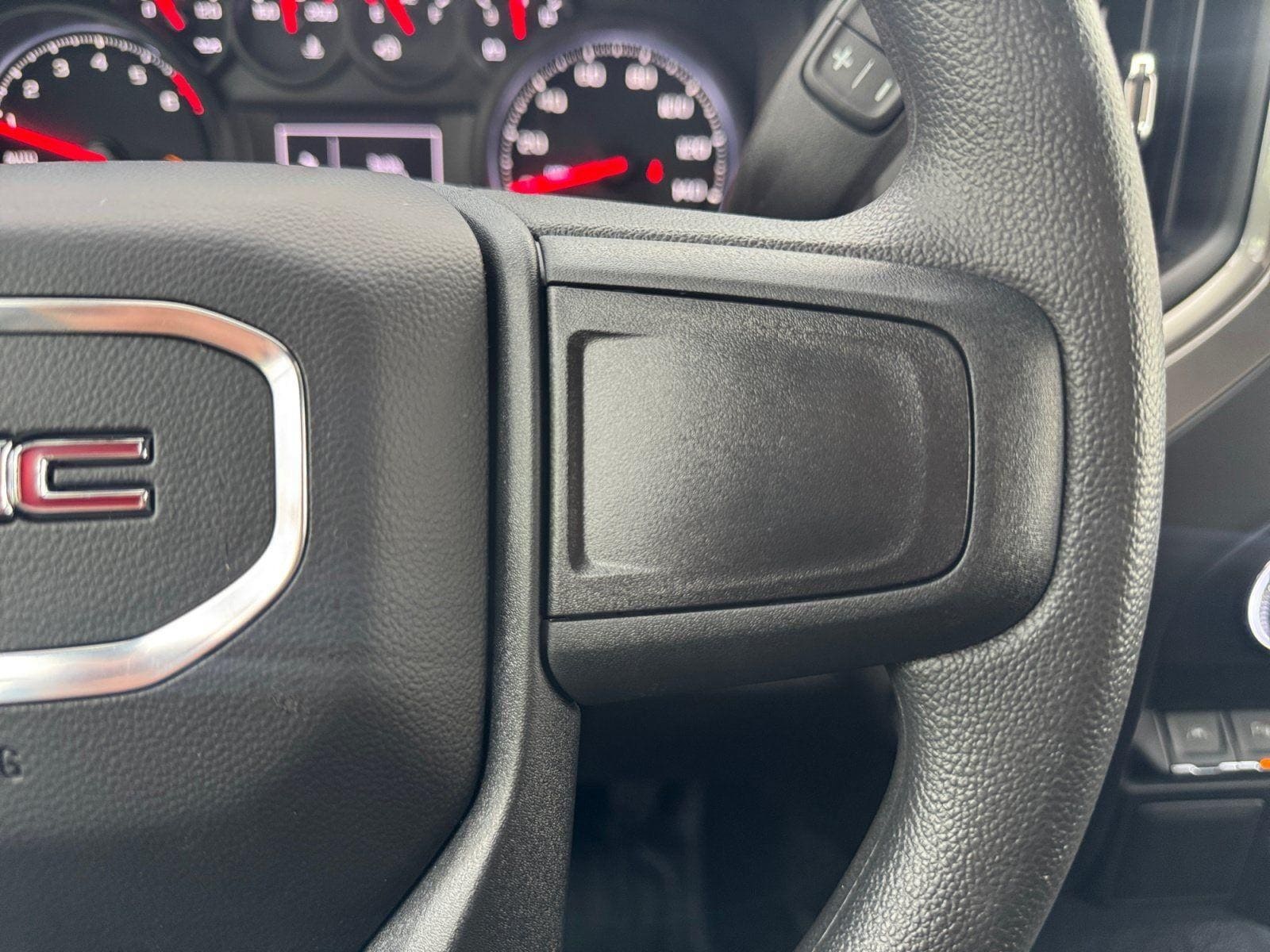 2026 GMC Sierra 1500 Pro - Photo 6