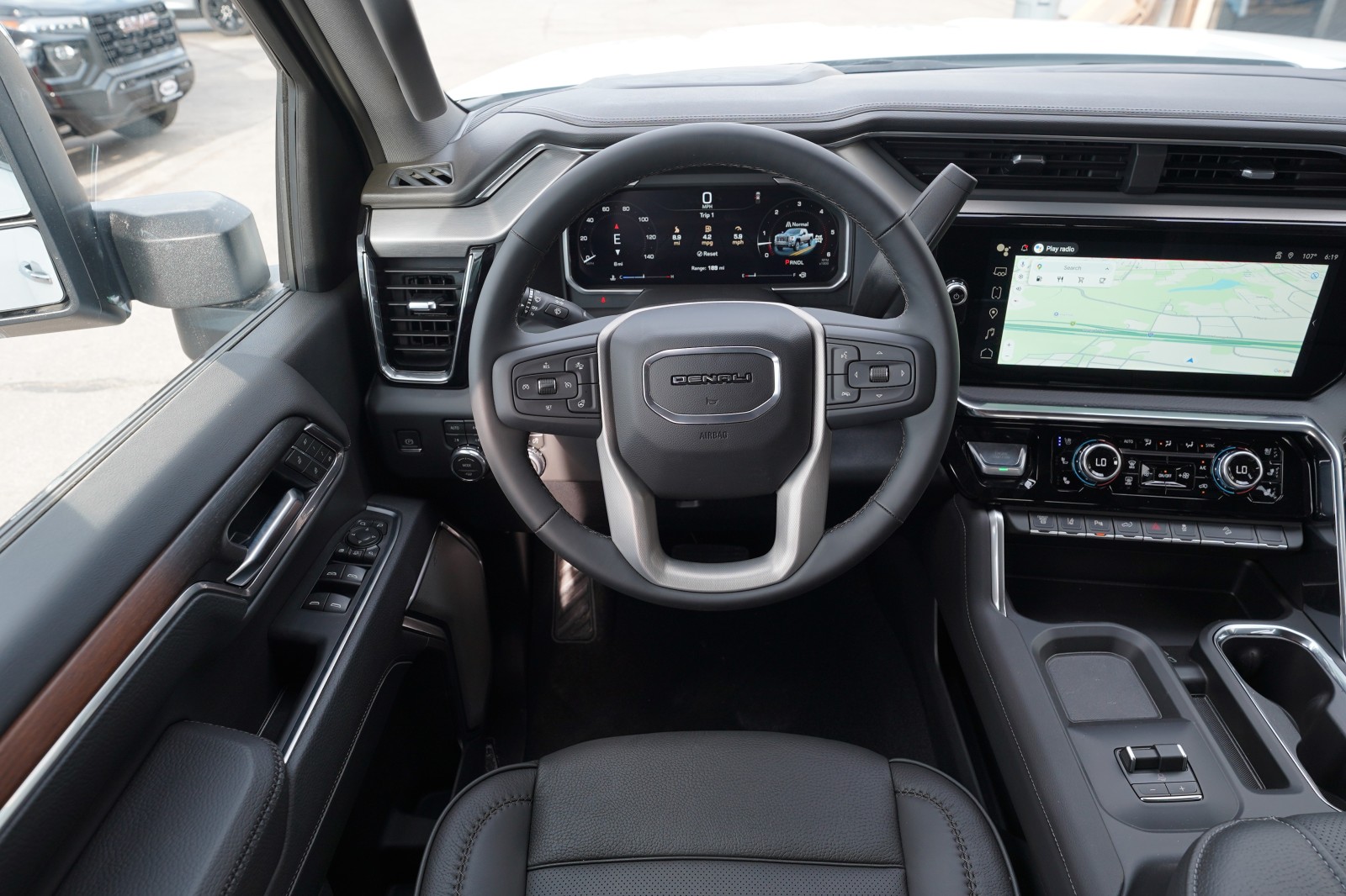 2026 GMC Sierra 2500HD Denali - Photo 9