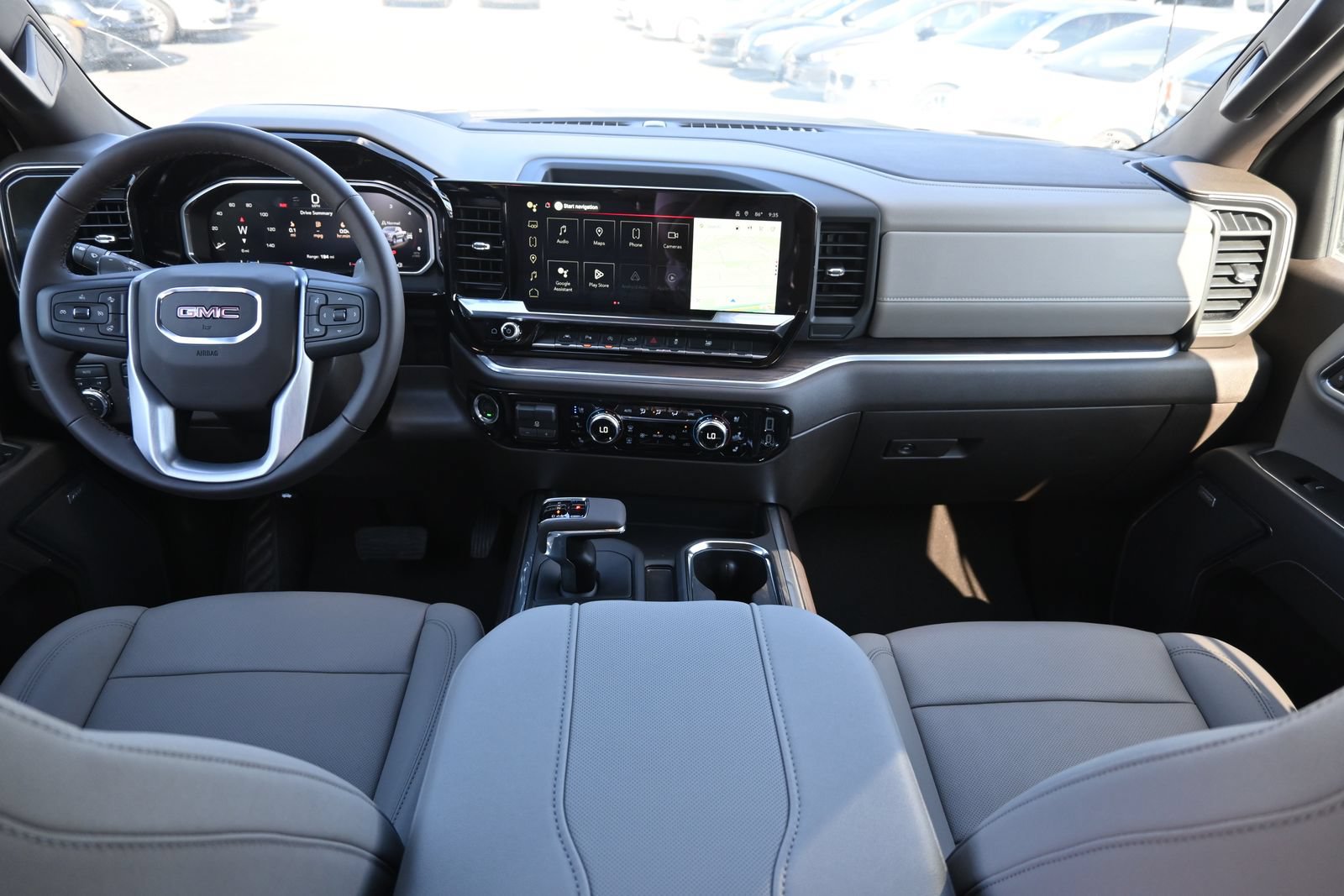 2026 GMC Sierra 1500 SLT - Photo 7