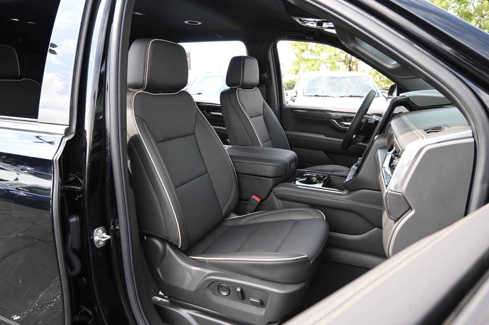 2026 GMC Yukon XL Elevation - Photo 27