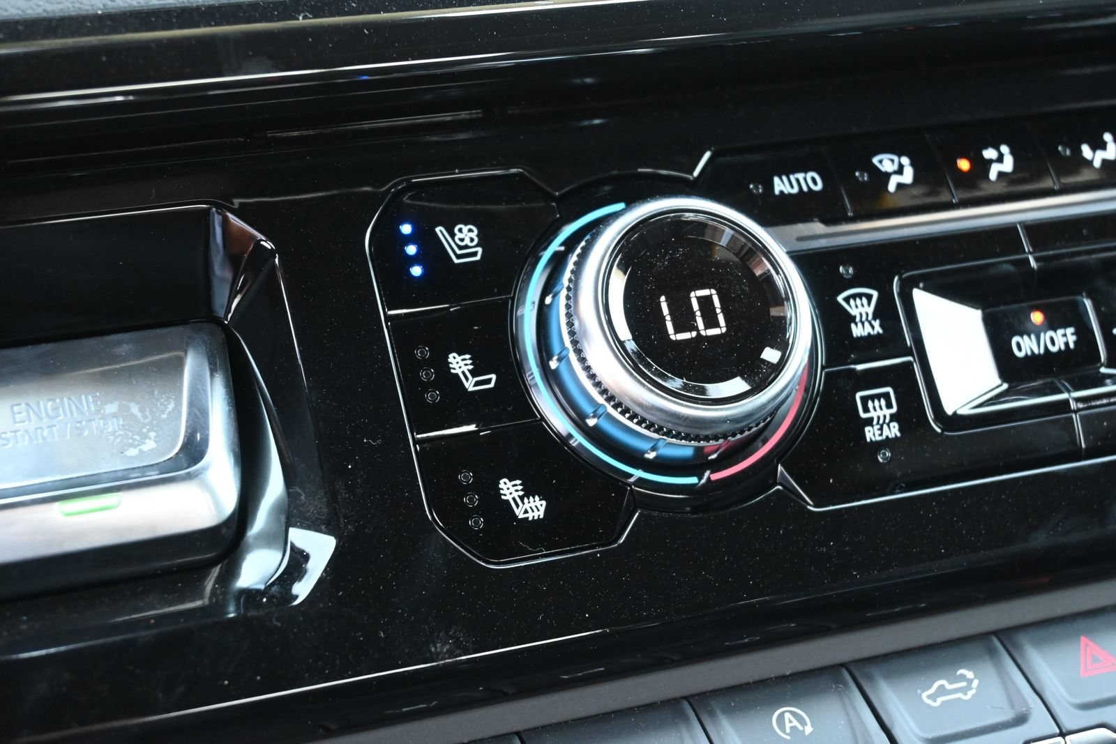 2026 GMC Sierra 1500 AT4 - Photo 15