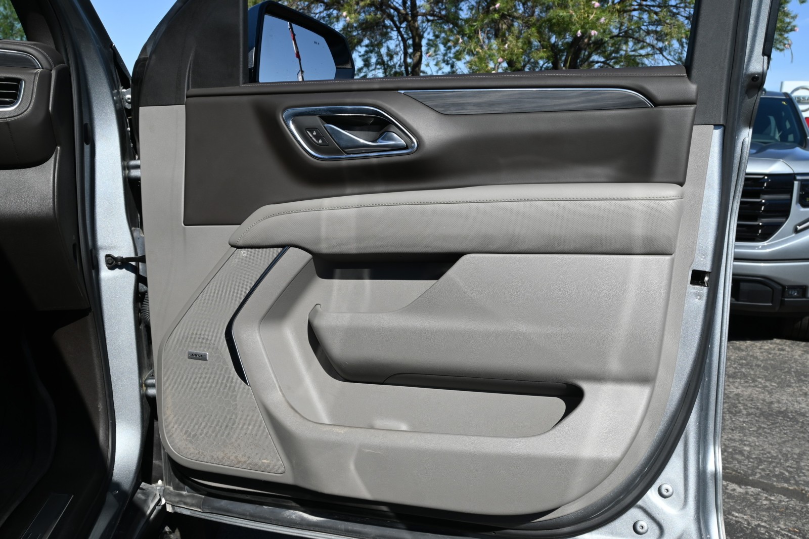 2023 GMC Yukon XL SLT - Photo 28