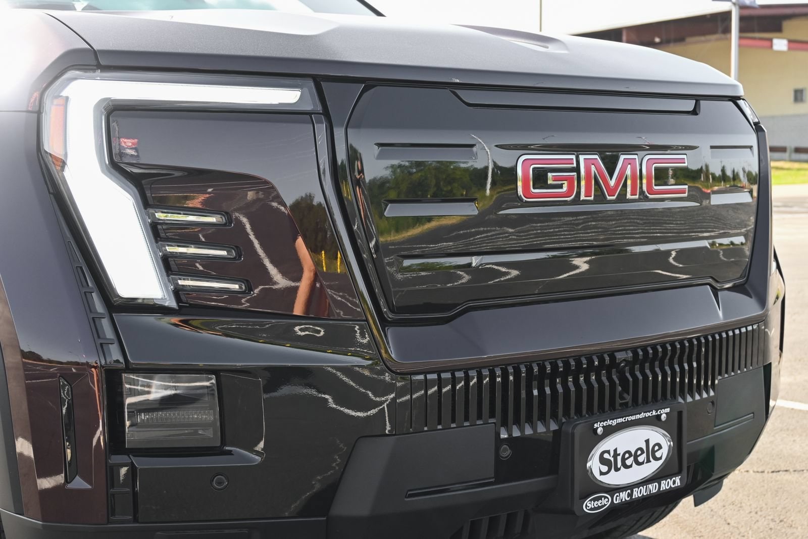 2026 GMC Sierra EV Elevation - Photo 27
