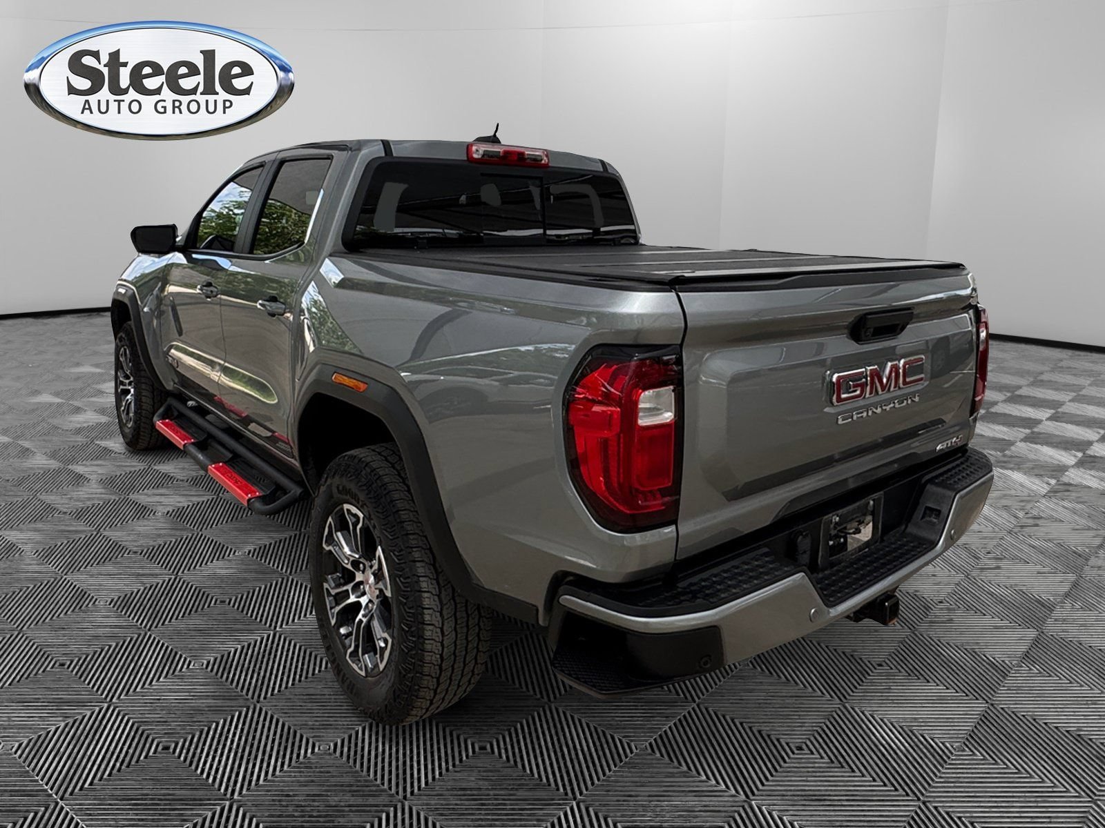 2025 GMC Canyon AT4 - Photo 3