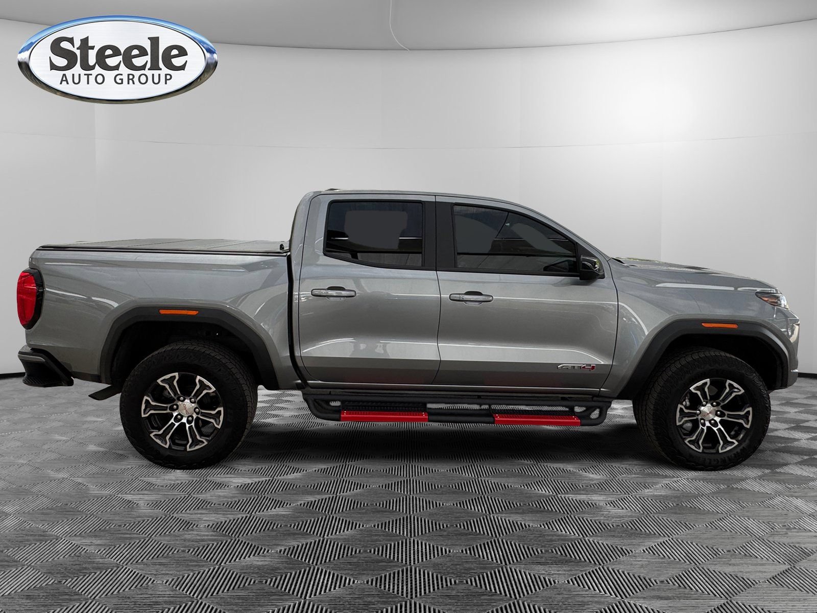 2025 GMC Canyon AT4 - Photo 6