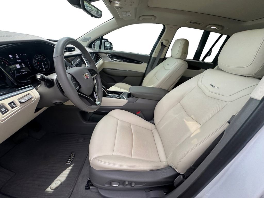 2024 Cadillac XT6 Premium Luxury - Photo 10