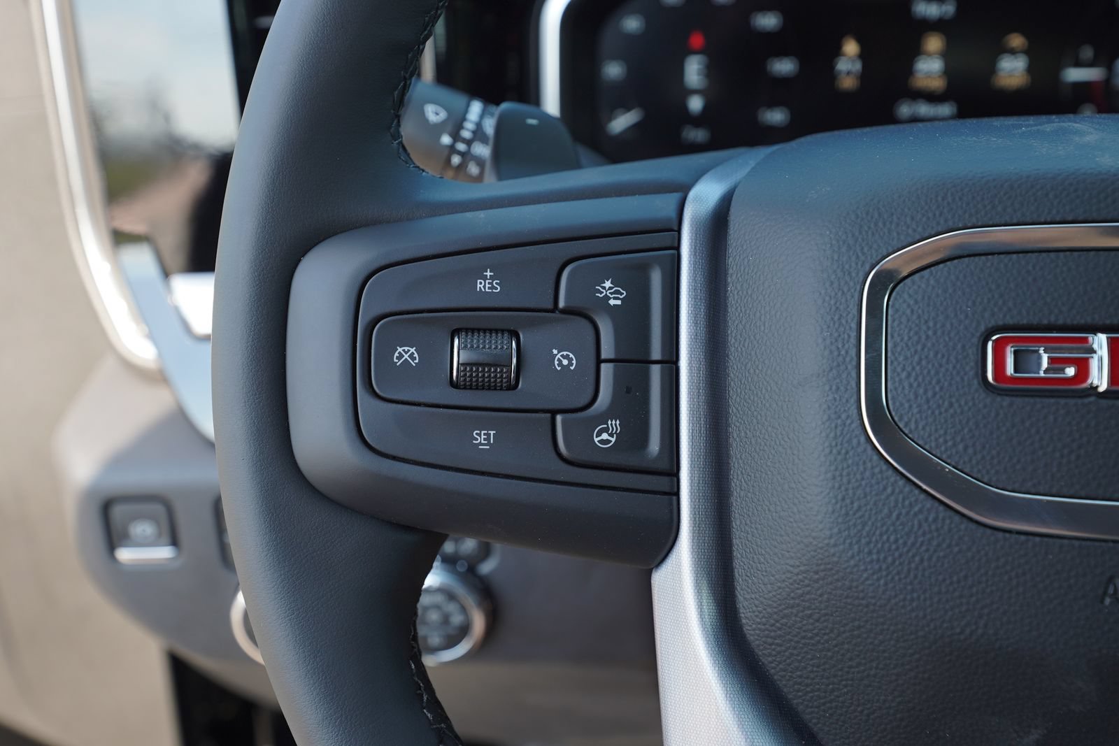2026 GMC Sierra 1500 SLT - Photo 16