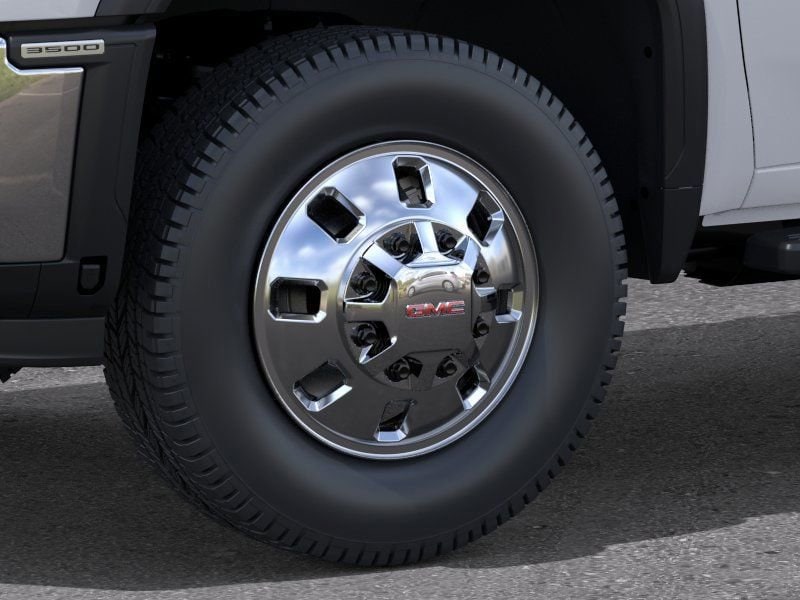 2026 GMC Sierra 3500HD SLT - Photo 9